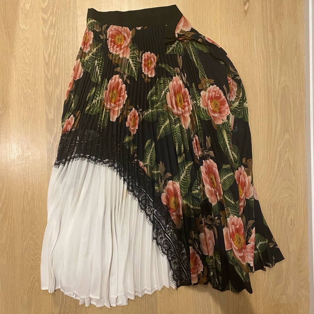 Delfi Silk Pleated Floral Print Skirt